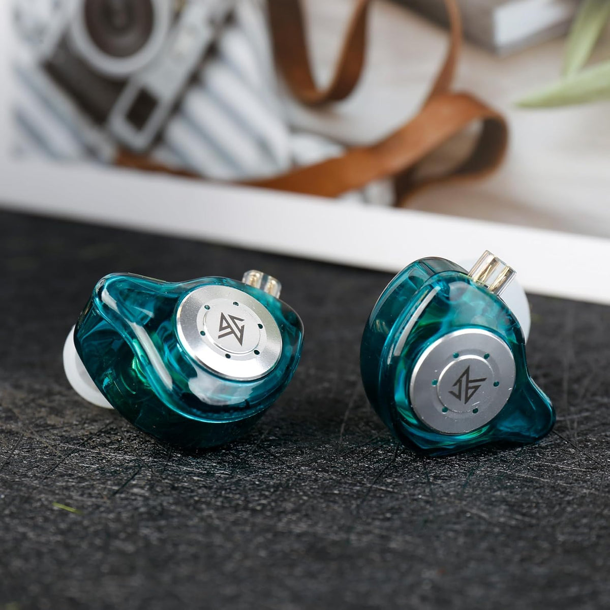 KZ EDX PRO Wired Earphones,1Dd Iems 10Mm Dynamic Driver In-Ear Headphones Gaming Earbuds HIFI Sound IEM with Detachable Cable (Cyan,No Mic)